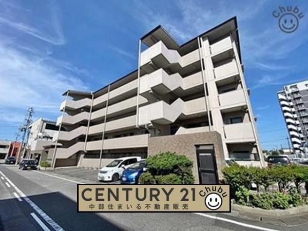 3LDK apartment in Kariya, Aichi - Photo 1