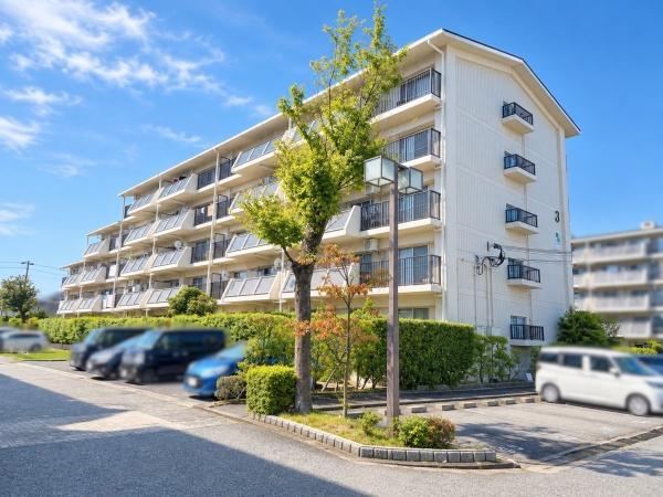 4LDK apartment in Izumiotsu, Osaka - Photo 1