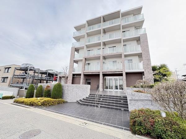 4LDK apartment in Minami Ward, Sakai, Osaka - Photo 1