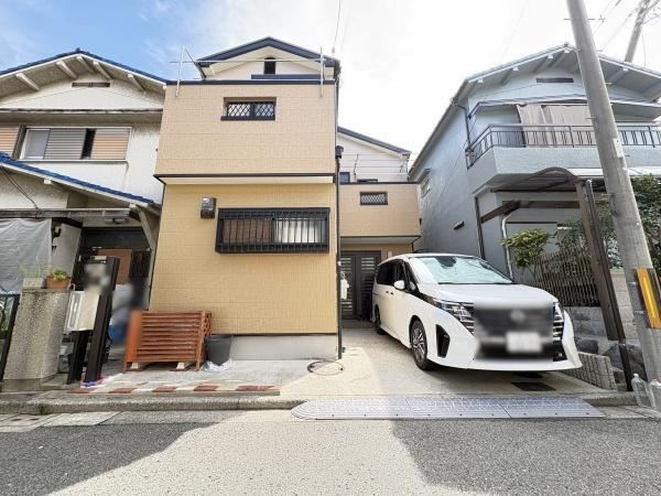 4LDK house in Naka Ward, Sakai, Osaka - Photo 1