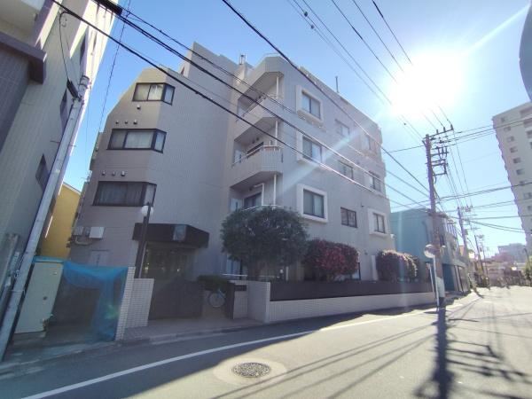 3LDK apartment in Arakawa Ward, Tokyo - Photo 1