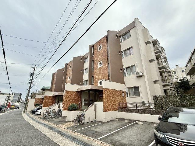 2LDK apartment in Meito Ward, Nagoya, Aichi - Photo 1