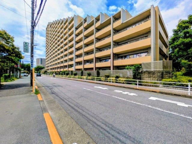 3LDK apartment in Nishitokyo, Tokyo - Photo 1