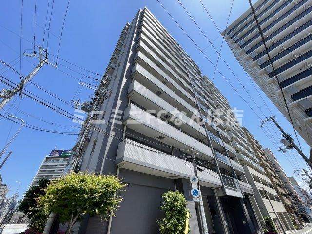 3LDK apartment in Nishi Ward, Osaka - Photo 1