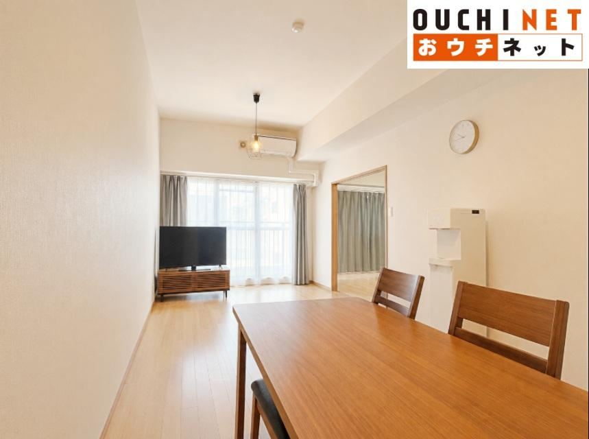 4LDK apartment in Suita, Osaka - Photo 1