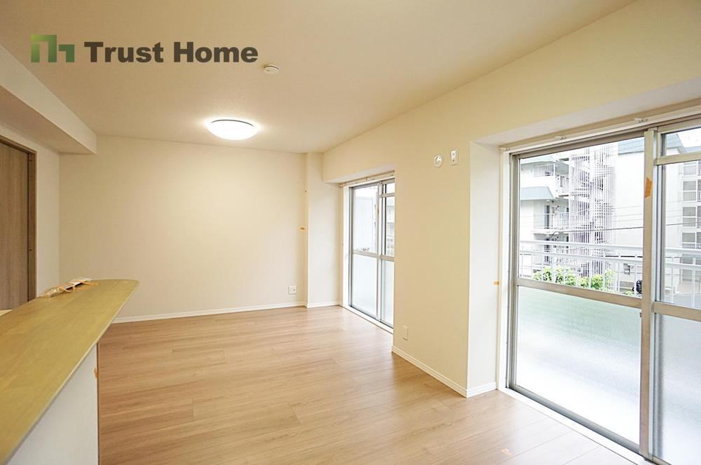 2LDK apartment in Suita, Osaka - Photo 1