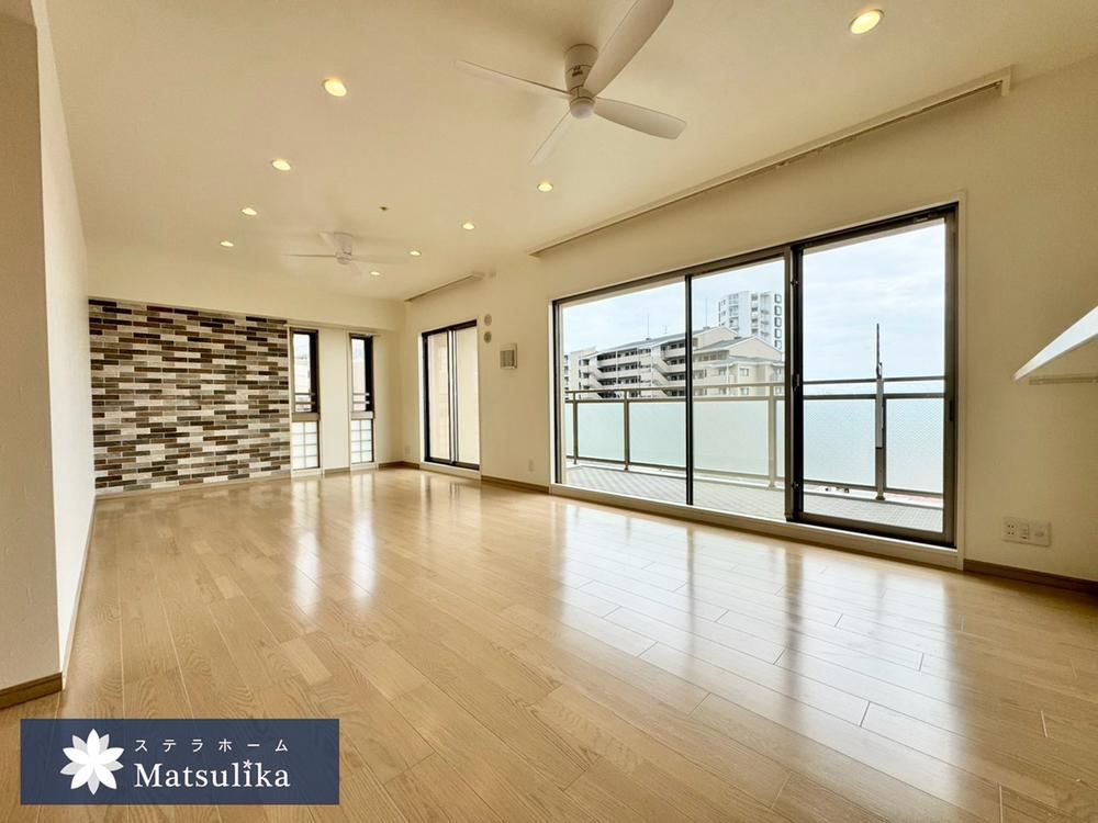 3LDK apartment in Toyonaka, Osaka - Photo 1