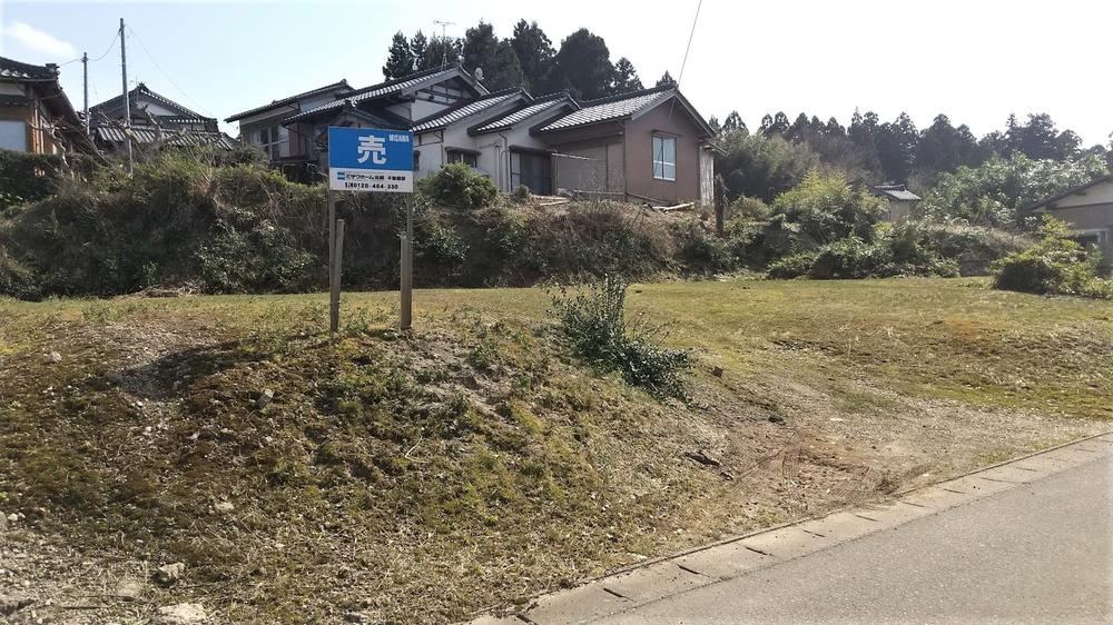 Spacious Land Near Kotsu Station - No Building Conditions - Photo 1