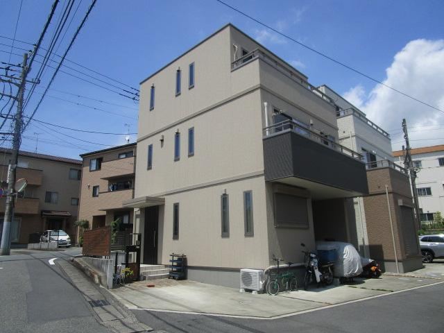 Spacious 4LDK Home Near Mishima Station - Photo 1
