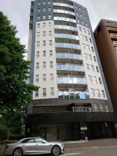 3LDK+S apartment in Chuo Ward, Sapporo, Hokkaido - Photo 1