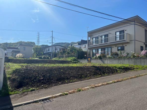 Regularly Shaped Land with No Building Conditions - Photo 1