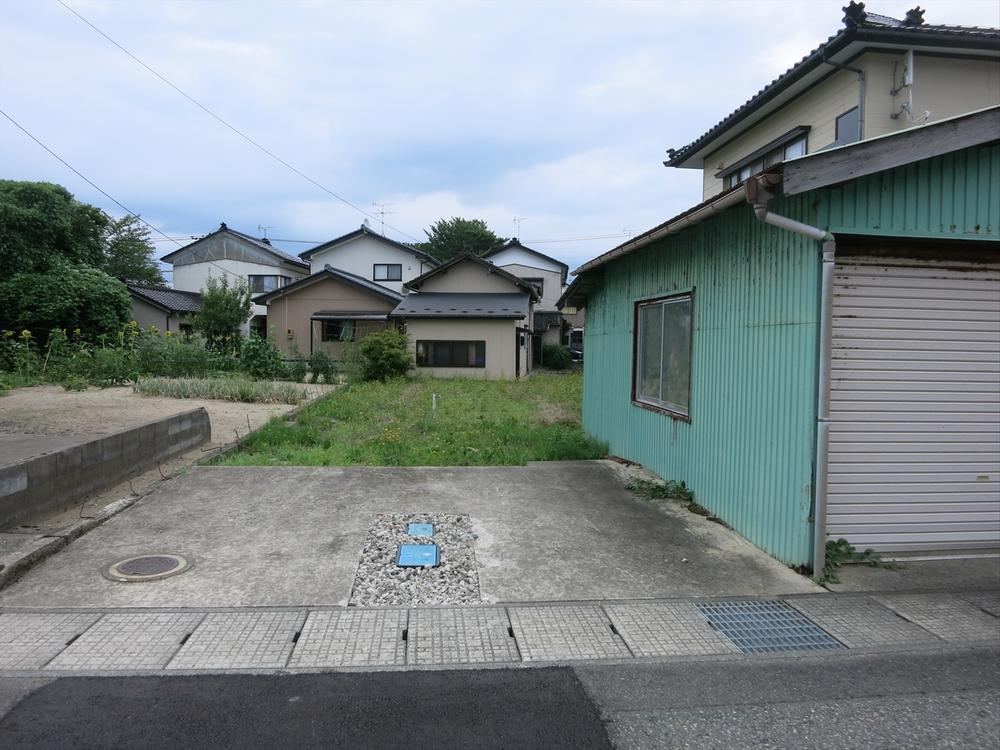 Spacious Land of 396 sqm in Sakata - Photo 1