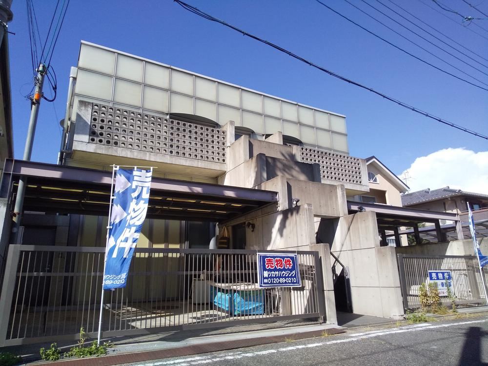 7LDK House with Basement in Hamadera Showa-cho, Sakai - Photo 1