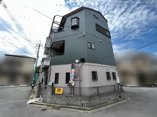 Charming 2LDK House in Neyagawa - Photo 1