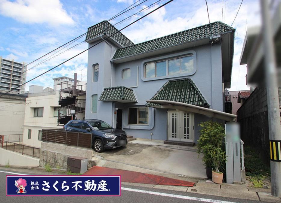 Large 7LDK House in Ikeson-cho - Photo 1
