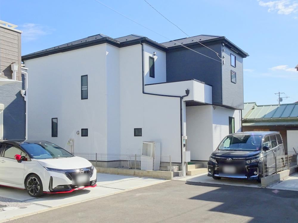 Modern 4LDK House in Shinsayama - Photo 1