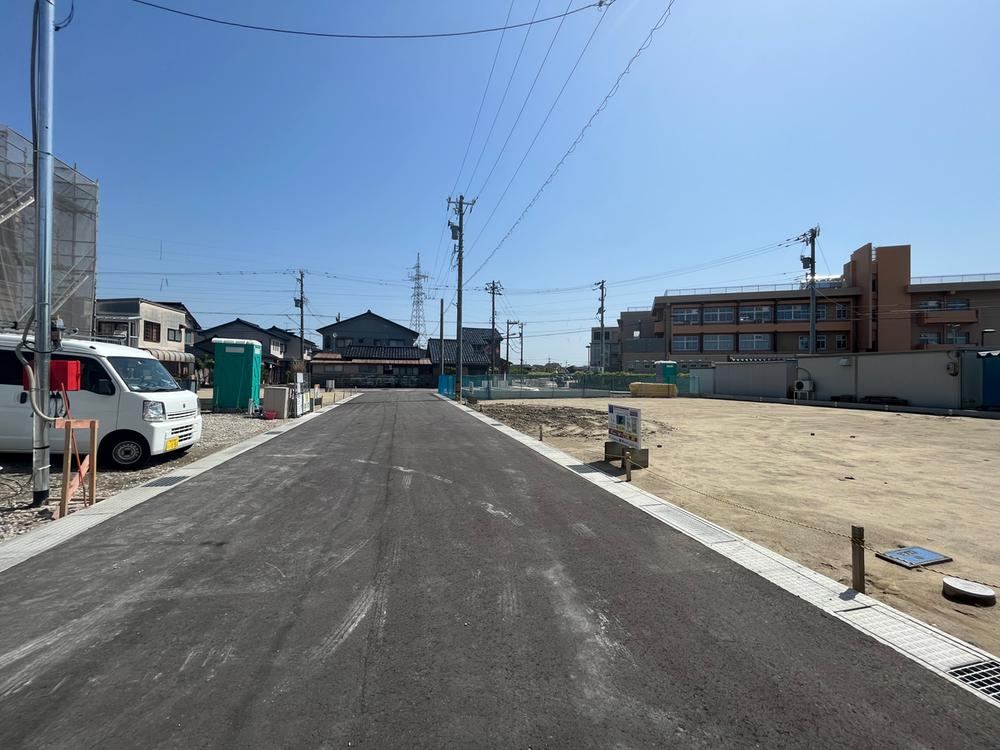 104 m² land in Imizu, Toyama - Photo 1