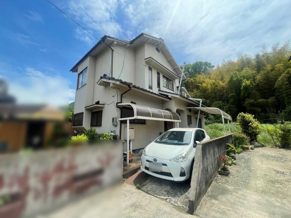 Spacious 6DK House with Sunroom in Fukuyama - Photo 1