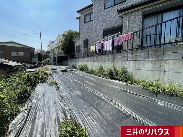 Spacious Land in Tsurugamine, Yokohama - Photo 1