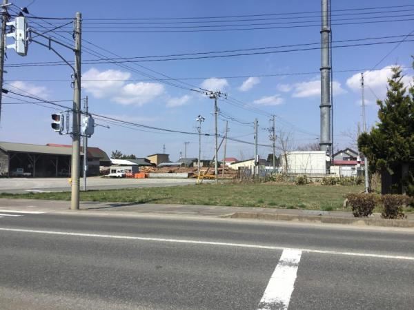 Corner Lot Land Suitable for Business or Residential Use in Mutsu City - Photo 1