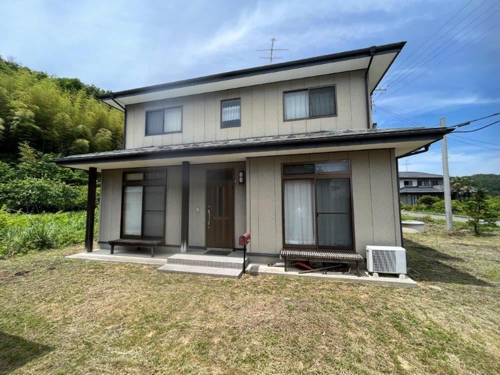 4LDK house in Nihommatsu, Fukushima - Photo 1