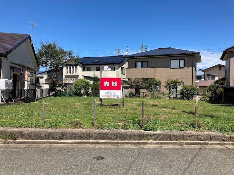Spacious Land with Garden Potential in Akita City - Photo 1