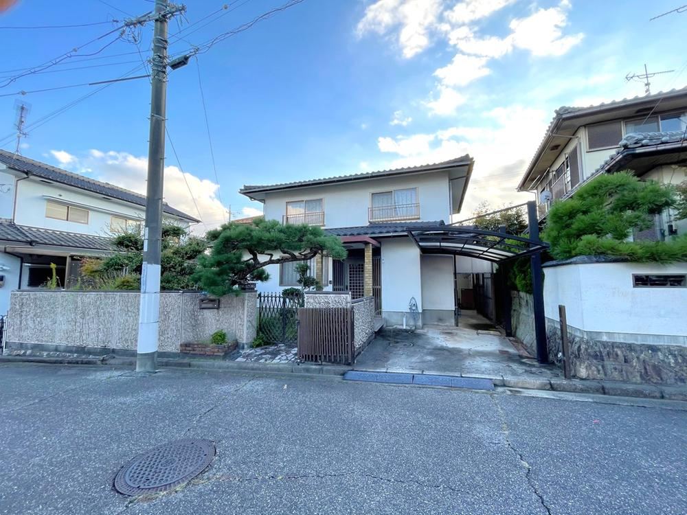 5LDK+S house in Kure, Hiroshima - Photo 1