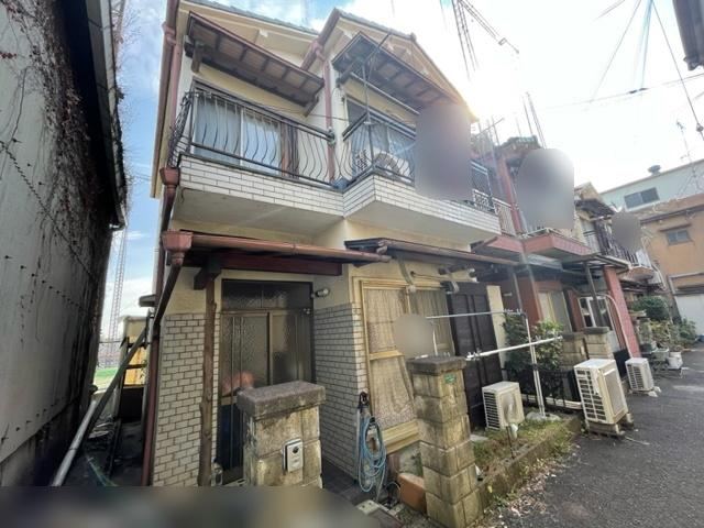 Family-Friendly 4DK House Near Park in Hirakata - Photo 1