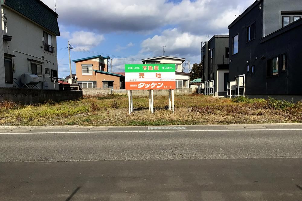 Quiet Residential Land Near Schools in Aomori - Photo 1