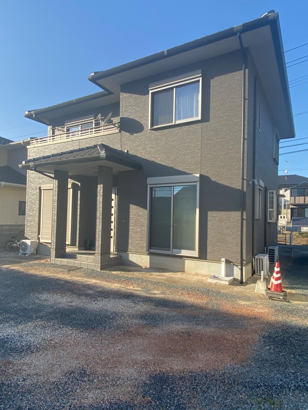 Spacious 5LDK Home Near the Sea in Kurashiki - Photo 1