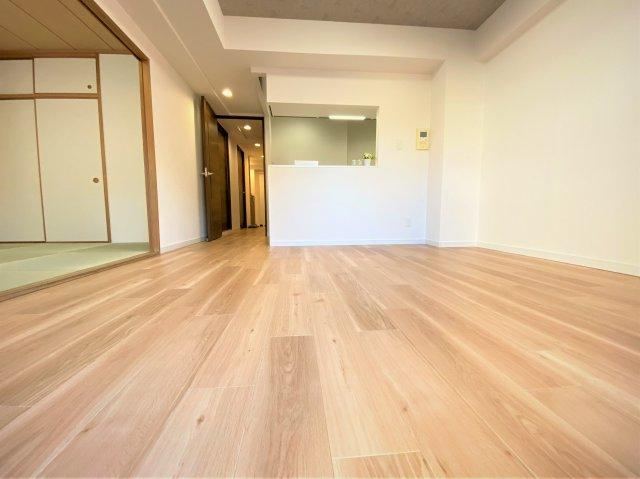 Renovated 3LDK Apartment in Minami-Ozawa - Photo 1