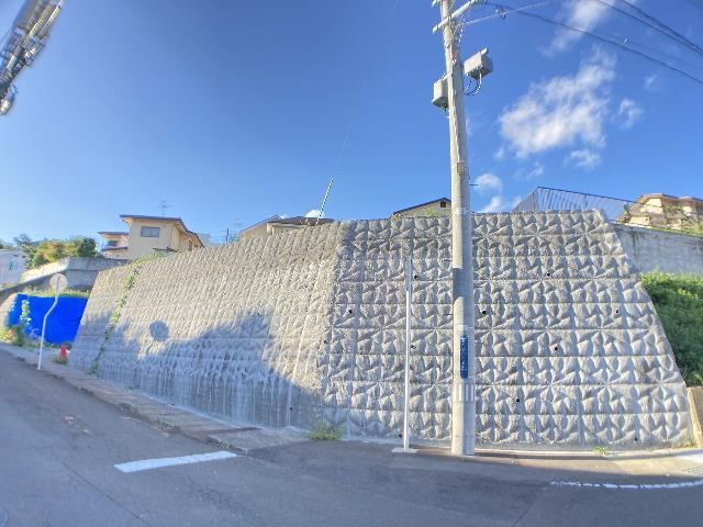 Prime Land with Views in Yagiyama Honcho, Sendai - Photo 1