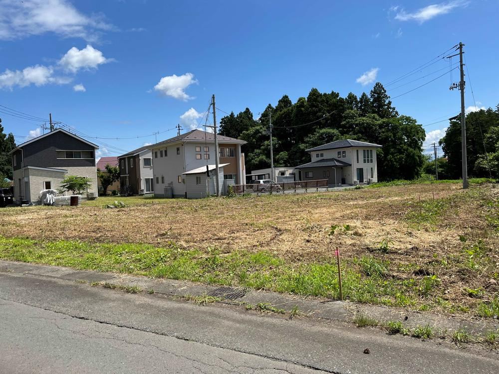 Quiet Land with Countryside Views in Aizato Town - Photo 1