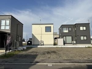 Land with Dual Access in Sapporo - Photo 1