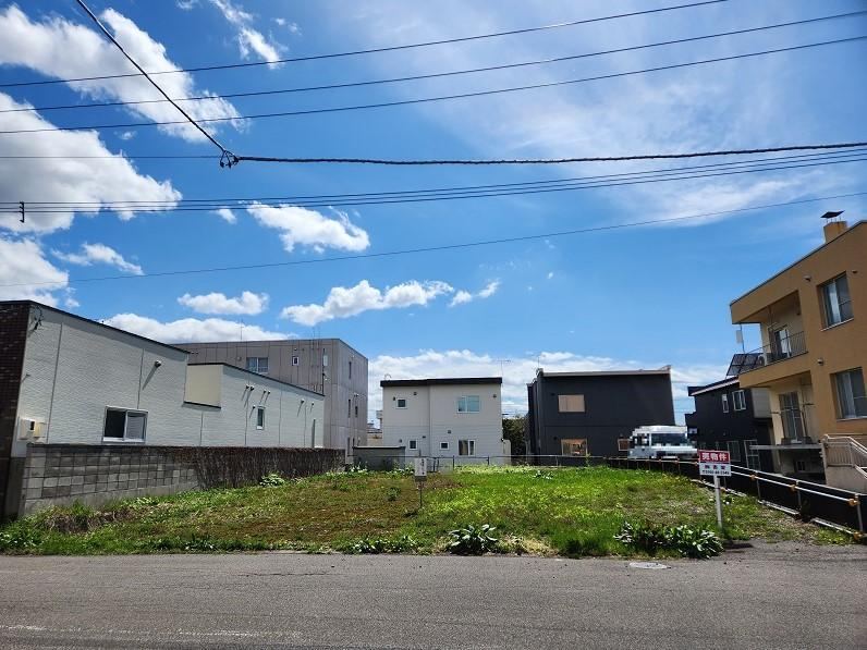 Ideal Family Land in Asahikawa - Photo 1