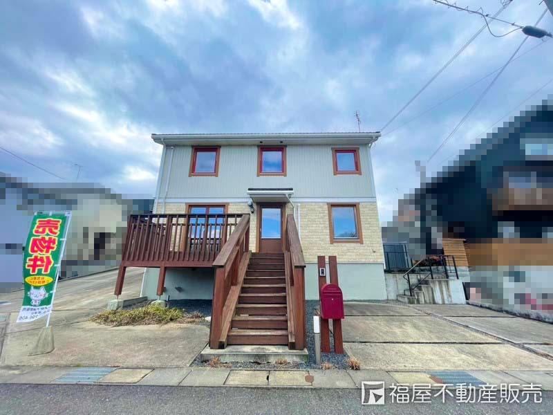 Charming 4LDK House with Scenic Views - Photo 1