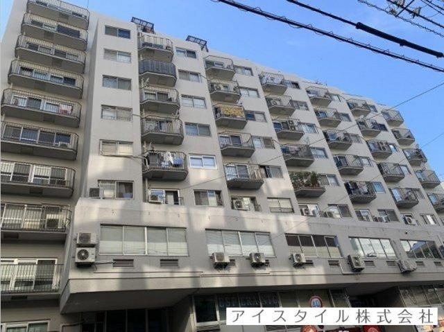 studio apartment in Higashi Ward, Hiroshima - Photo 1