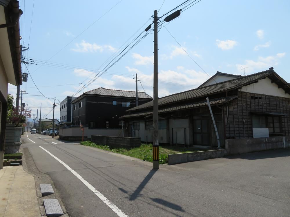 Corner Lot in Honmachi 3, Niigata - Photo 1