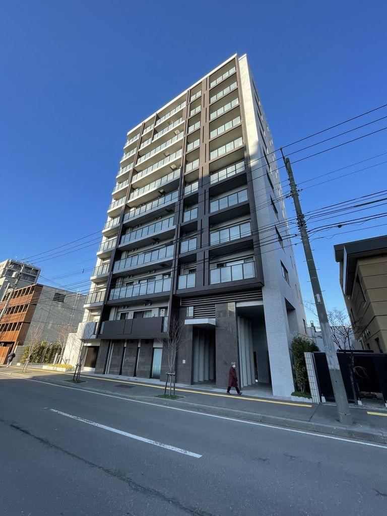 3LDK apartment in Chuo Ward, Sapporo, Hokkaido - Photo 1