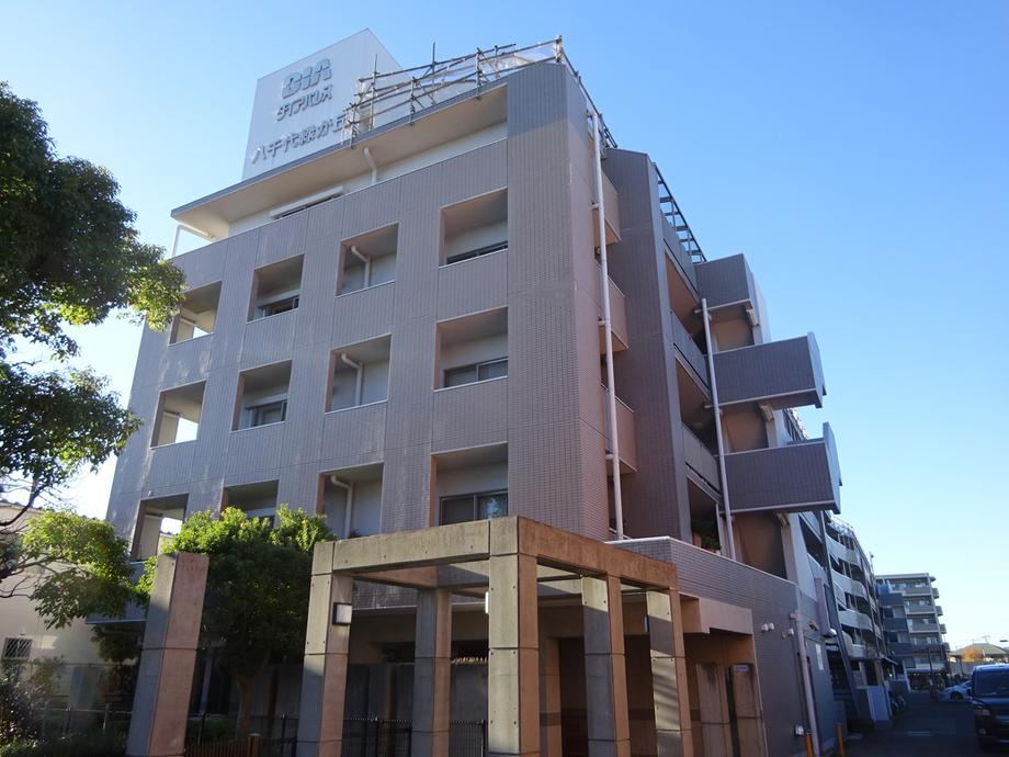 Spacious 4LDK Apartment in Yachiyo - Photo 1