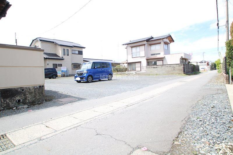 Land with Quiet Residential Appeal - Photo 1
