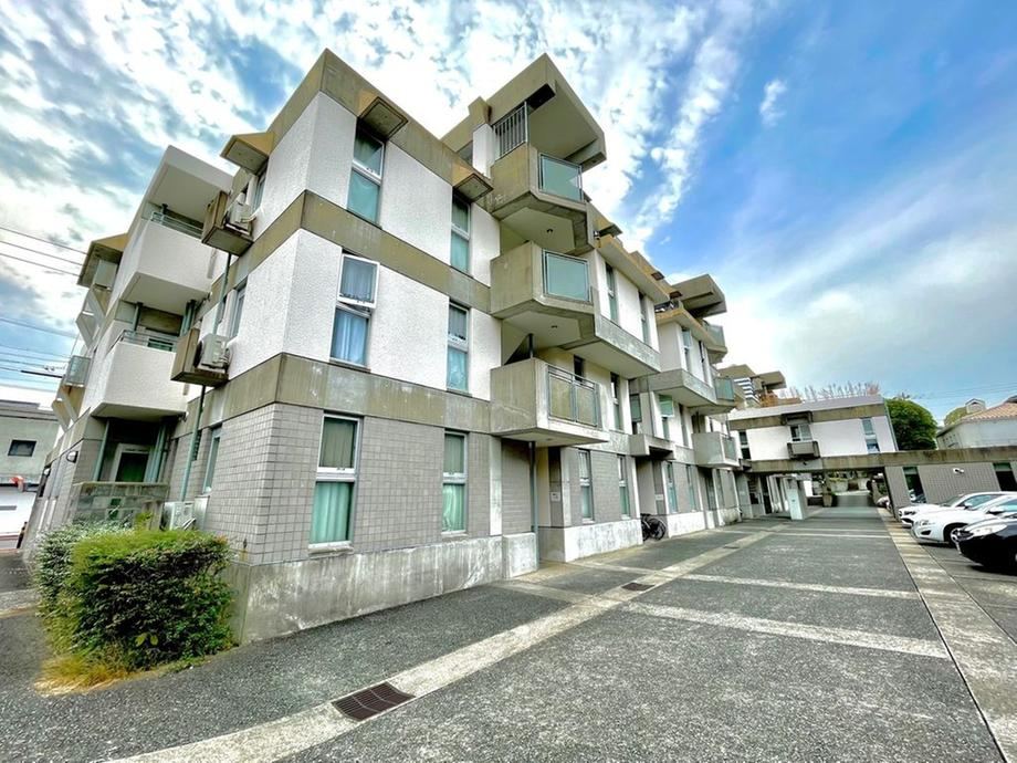 3LDK apartment in Chuo Ward, Fukuoka - Photo 1