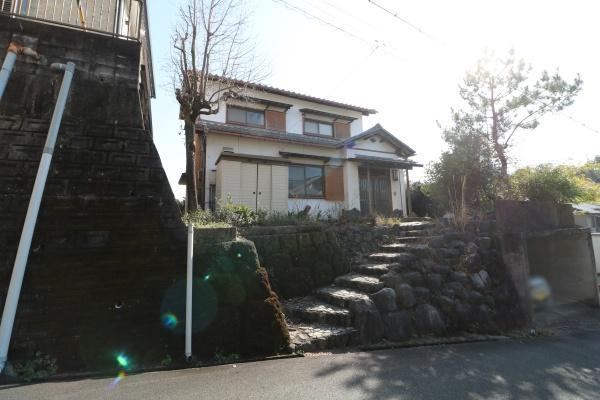 Spacious 4LDK Home with Garden in Uchinodai, Hamamatsu - Photo 1