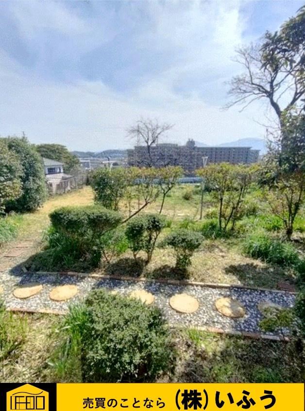 Large 9KK House with Expansive Garden in Oita - Photo 1