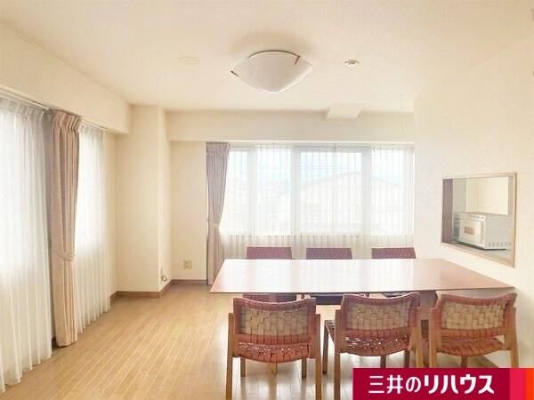 Spacious 5LDK House in Higashikurume - Photo 1