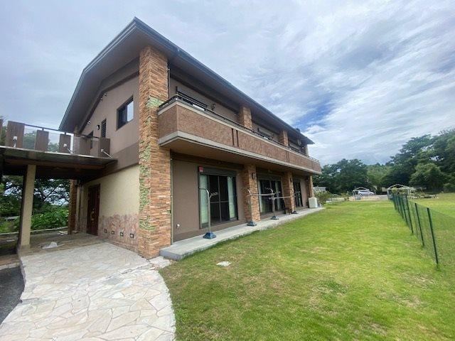 Spacious 6LDK Detached House in Kosa - Photo 1
