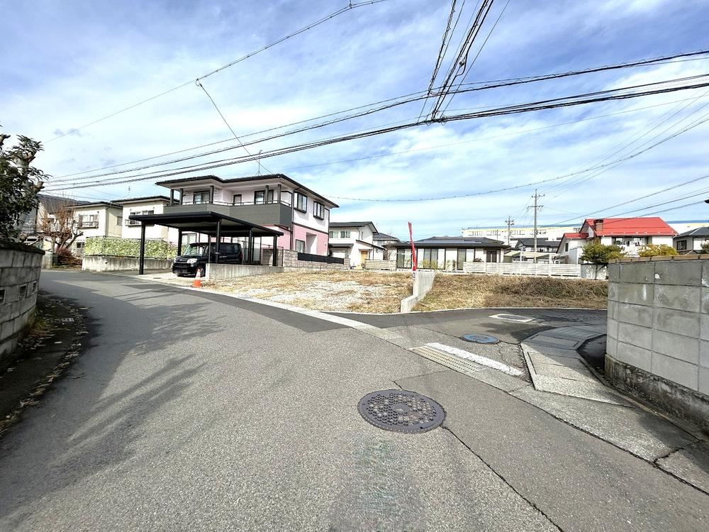 Thumbnail 4