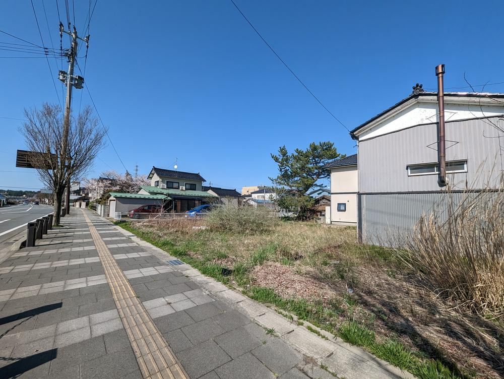 Land in Irifunecho, Sakata with No Building Conditions - Photo 1