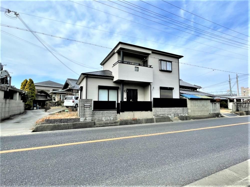 Bright 2LDK Home in Tomishima - Photo 1