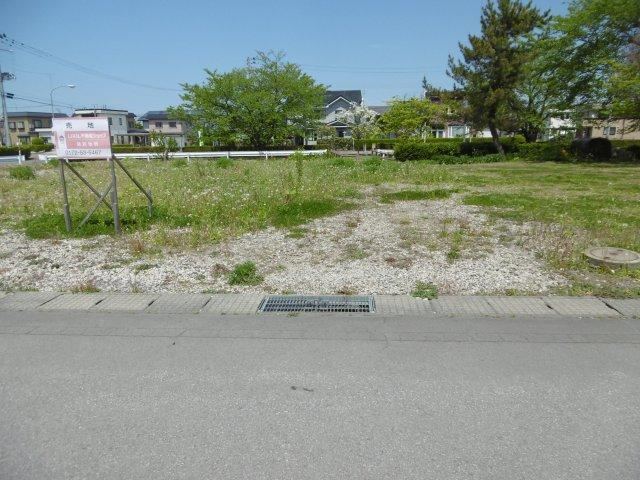 Flexible Land Opportunity in Hirakawa - Photo 1